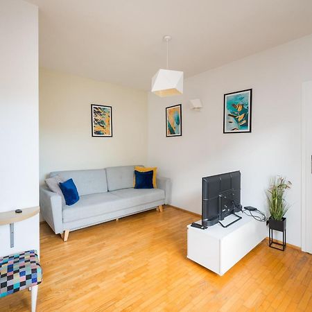 Metro Mlynow Pleasant Apartament Варшава Екстер'єр фото