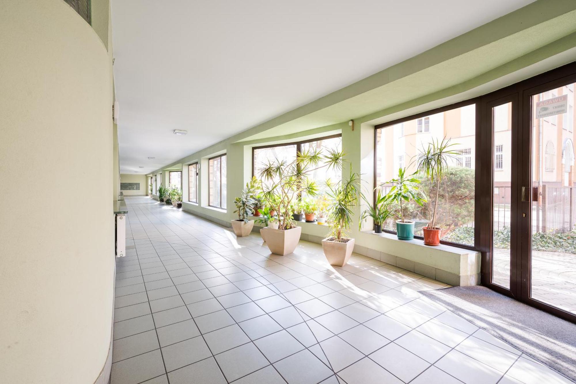 Metro Mlynow Pleasant Apartament Варшава Екстер'єр фото